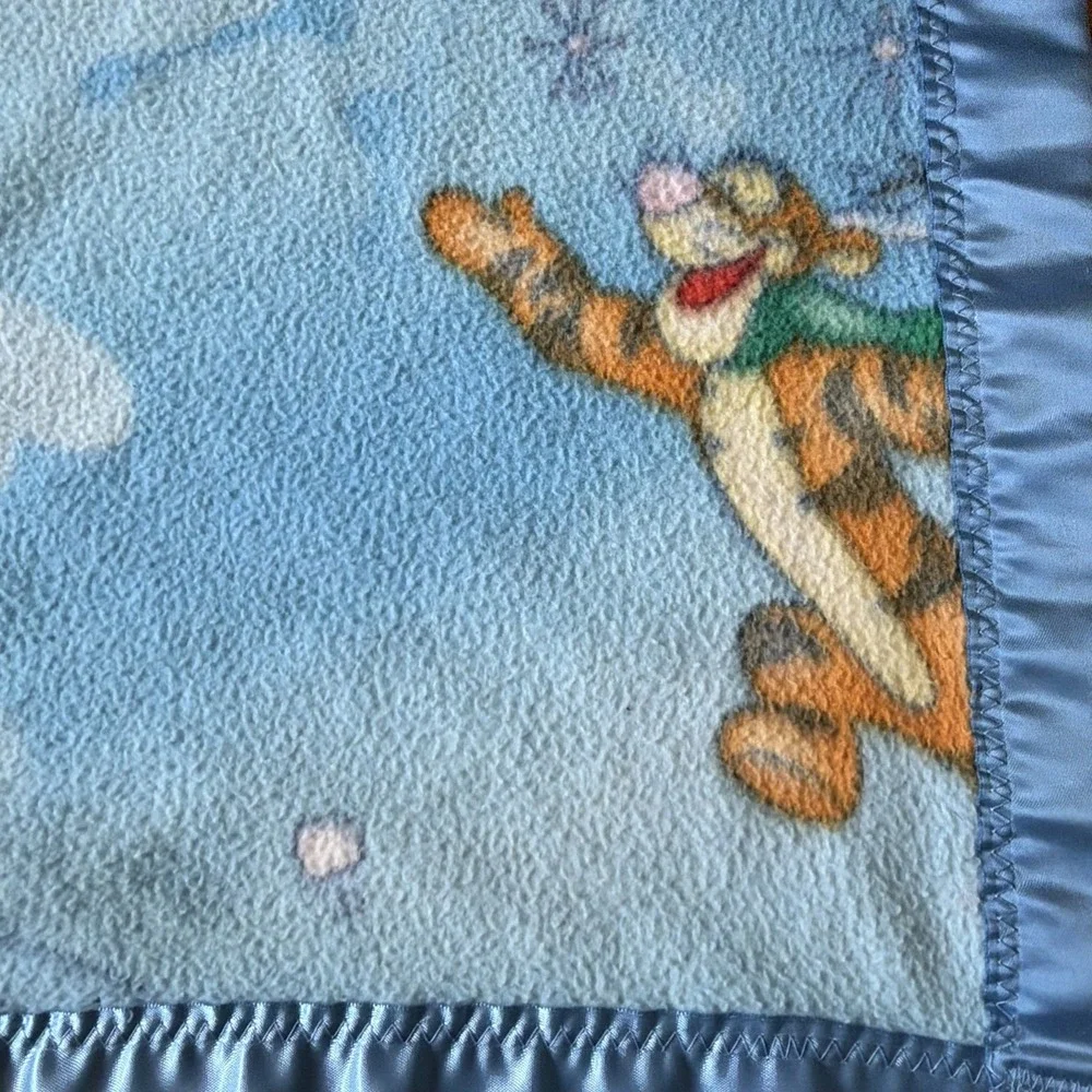 Disney Baby Blue Tigger Baby Blanket Satin Silky Edge Lovey Crown Crafts